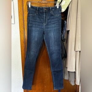Hollister| High-Rise Jean Legging